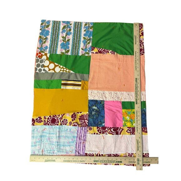 Vintage Handmade Patchwork Quilt Small Lap Blanket Cottagecore Decor Used - Picture 8 of 9